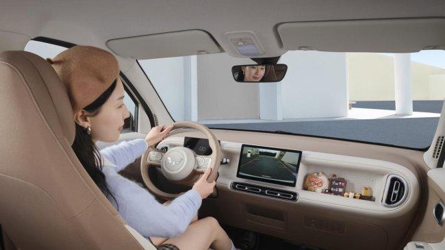 2026年宏光MINIEV好不好？四门代步车深度解析，横向对比糯玉米、熊猫mini