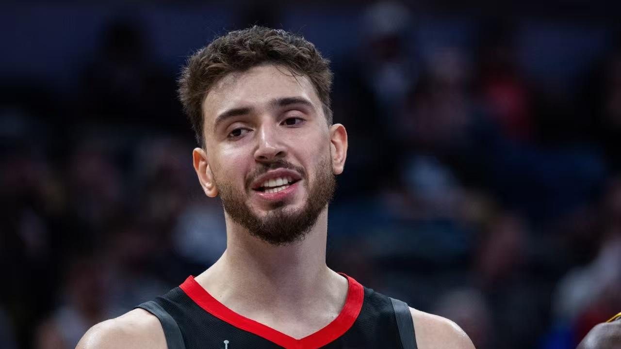 4分险胜！火箭力克黄蜂，赢球谁是关键？杜兰特35+8+罚球致胜