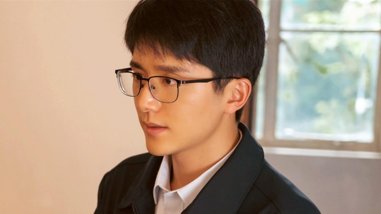 县长的联络员属于什么级别，为什么会被叫做副主任？