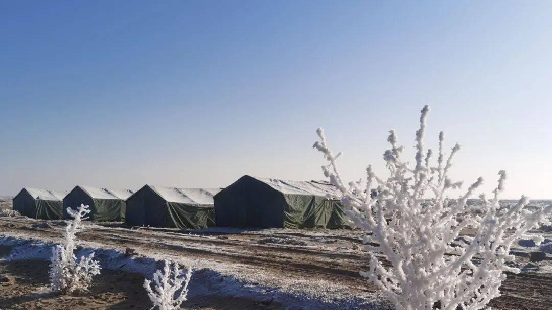 逐沙而行 筑营攻坚