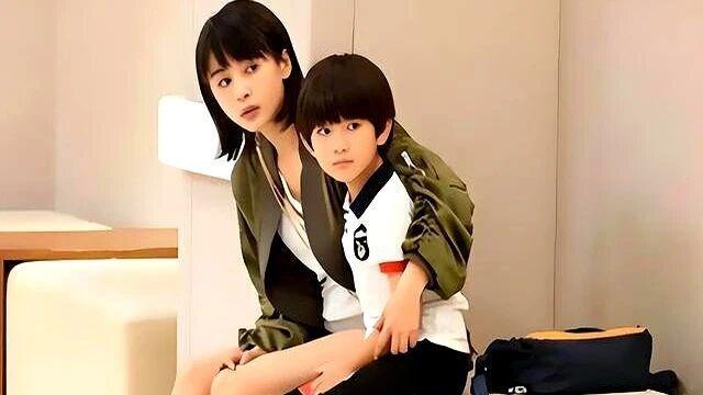 39岁王子文近况曝光！12岁儿子生父身份成谜，如今还是单身让人惋惜