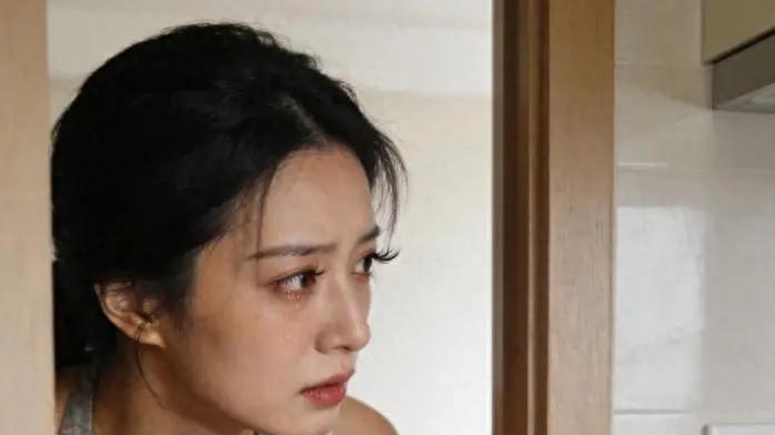 爹娘受亲戚欺负不敢吭声，老婆只问我 1 句，我点头她立马霸气反击！