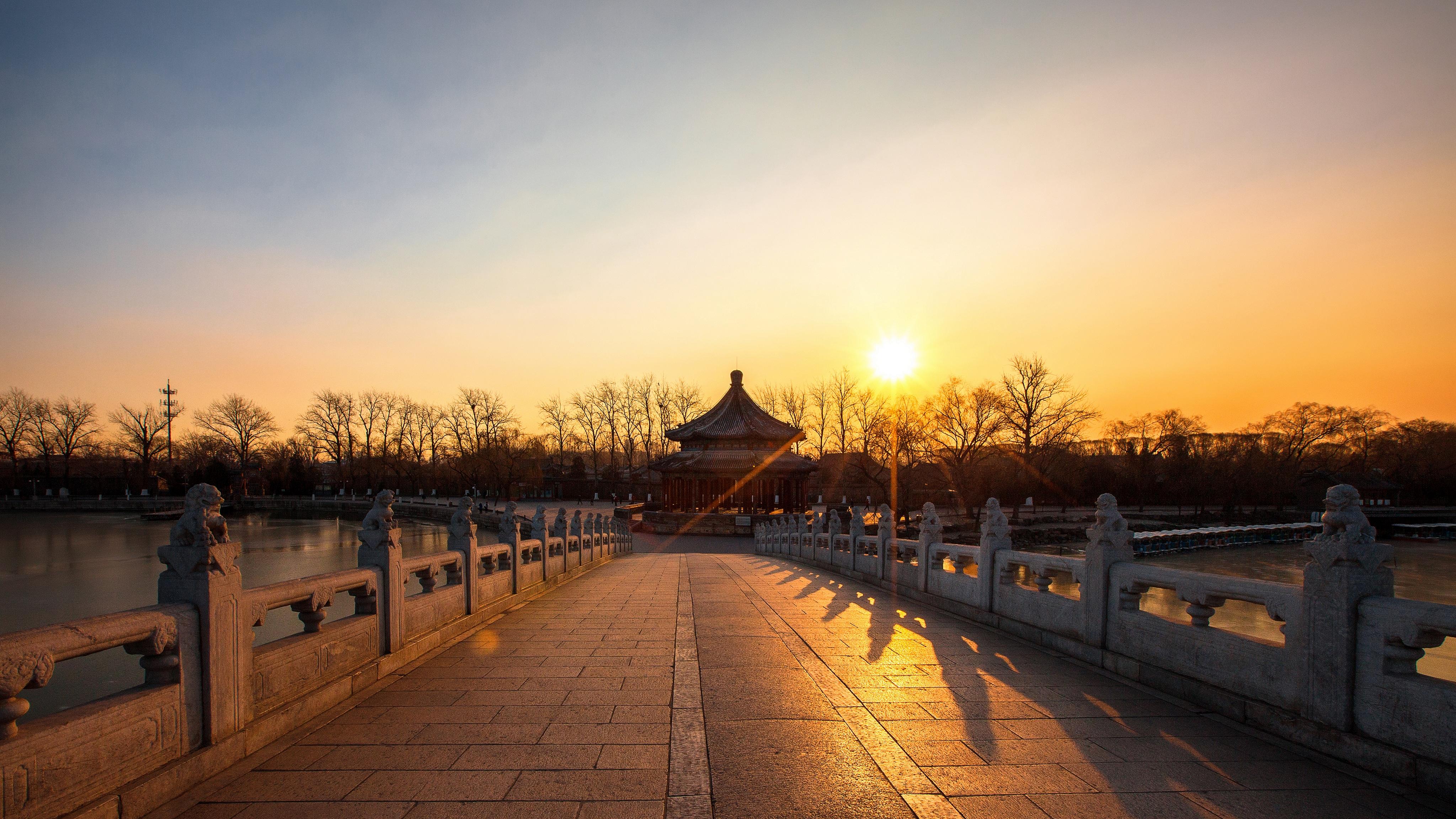 “三地造车”，真正硬核的是那条看不见的线