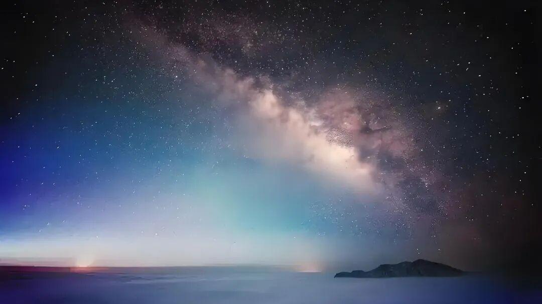 七律·疏星细雨感怀