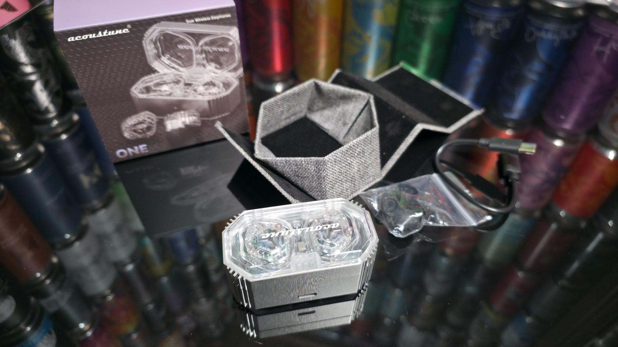 这款TWS售价1899元？真是绝了！Acoustune HSX ONE体验