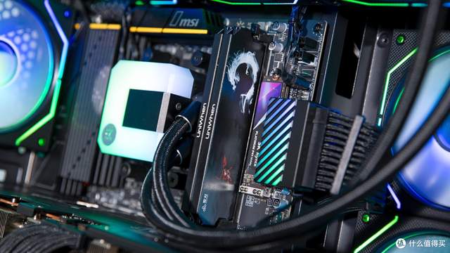 内存暴涨300%？“卖一根回血”到底值不值？