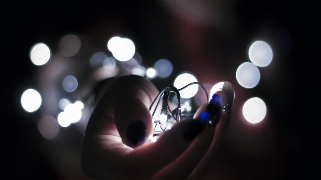 世界越来越魔幻 ，作为家长，到底如何培养孩子在未来不被淘汰？