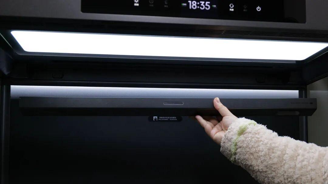 告别“油腻”人生！小米米家净烟机P2，你的健康C位守护者！