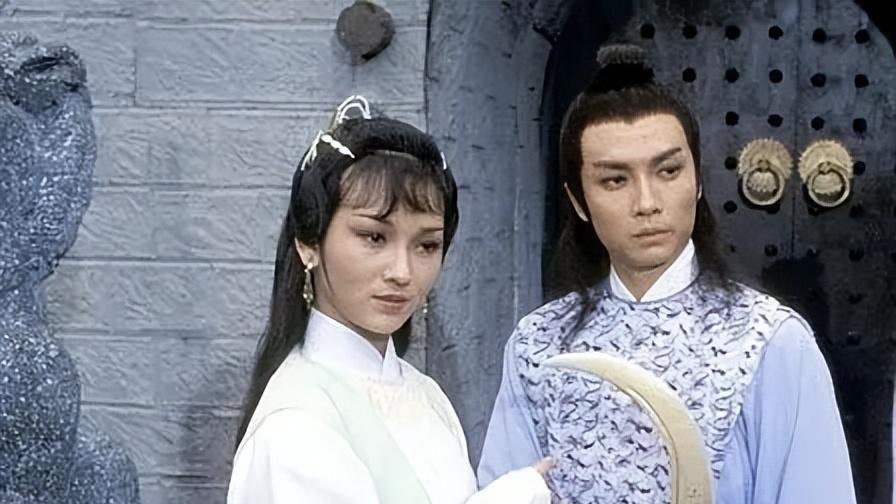 77岁刘松仁深夜发文辟谣六大谣言，不后悔没生孩子，否认与郑少秋不和
