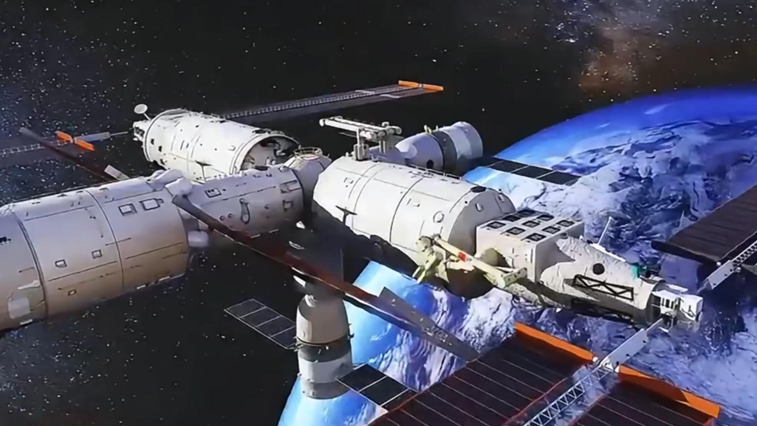 九天之上，我们自己摆了一桌：从神舟五号到天宫建成，中国载人航天三十年，到底突破了多少封锁？