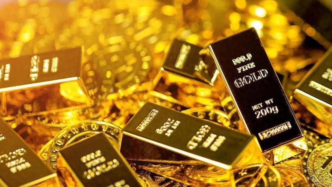 知了问账：黄金暴跌30%！中小企该囤货还是避坑？