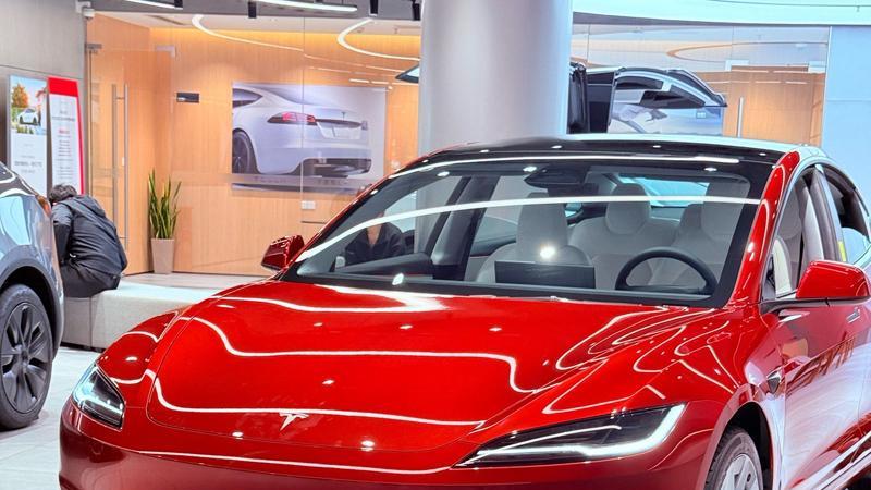 特斯拉购车风波：抢券未果定金难退，谁该担责？