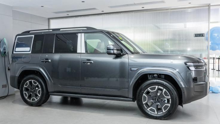 20万预算选车两难：二手福特锐界对比方程豹钛7 PHEV，谁更实在