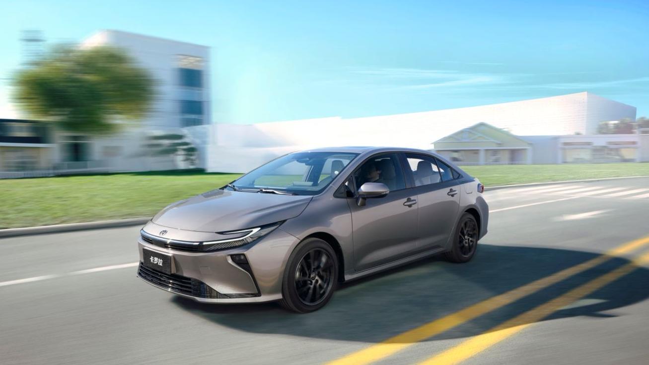 谁说卡罗拉配置低？新款全系标配L2智驾，入门即享高阶辅助