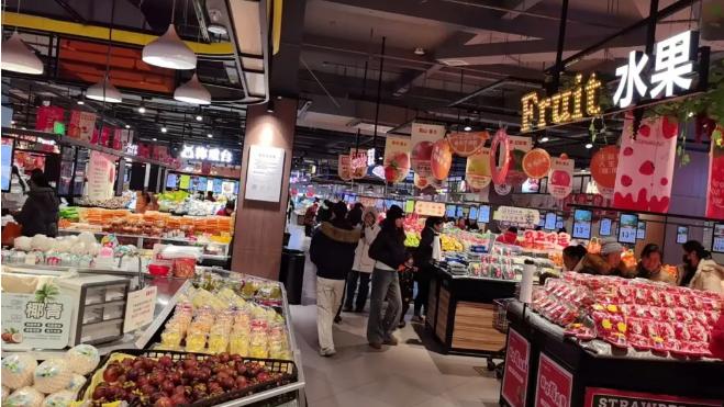 邓州市春节市场物丰价稳 监管部门护航“舌尖安全”