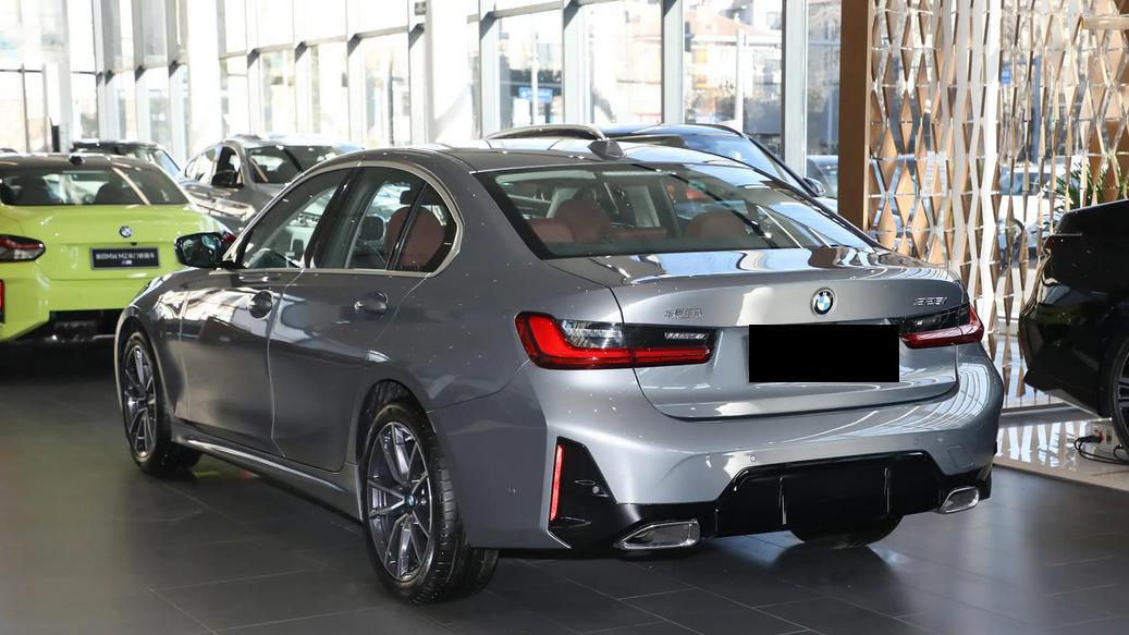 裸车价拉低至20万级，提供两种动力系统，宝马3系可以入手吗？