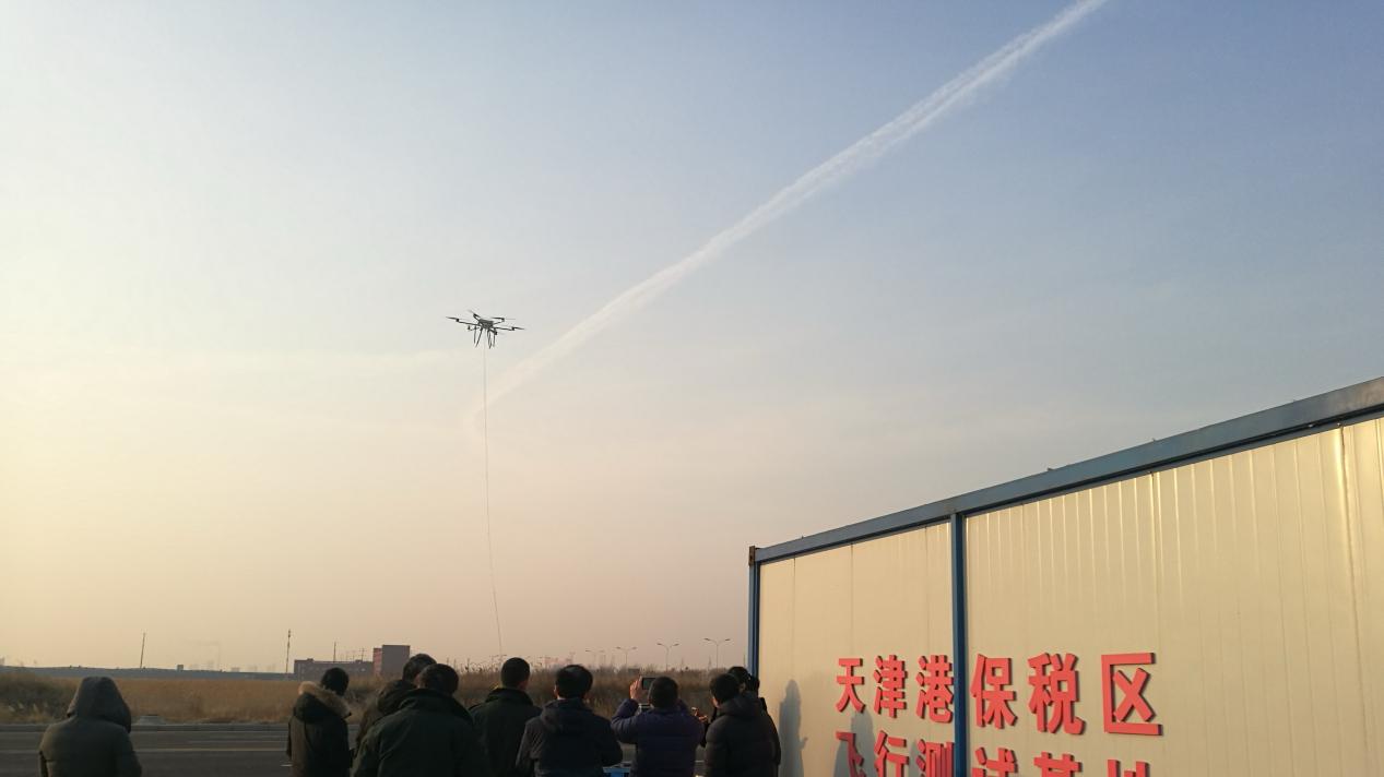 北方海港新基建！系留无人机天津抗7级寒风创纪录，完成空天地一体化测试