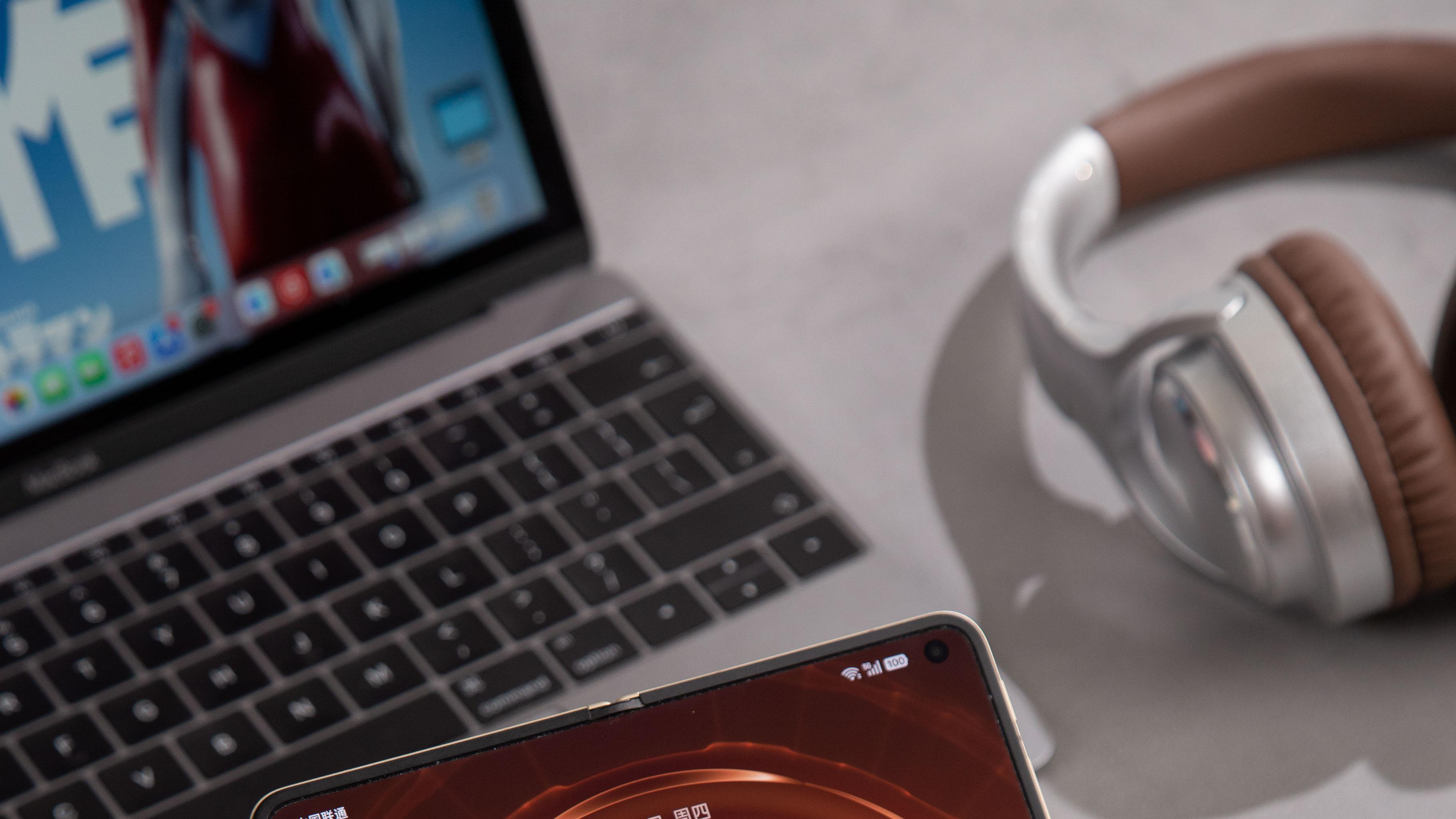 当折叠屏不再被折痕定义，Find N6 才真正开始进入下一阶段