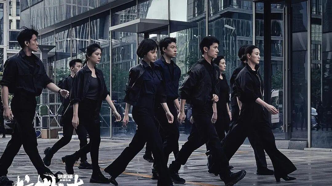 都是“没新意”，张艺谋怎么比不过韩寒？