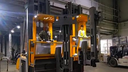 全电动三向叉车价格多少钱？2026最新信息汇总