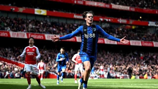 伊劳拉“抢哭”阿尔特塔，樱桃掀翻阿森纳！苟胜思想完败高位逼抢