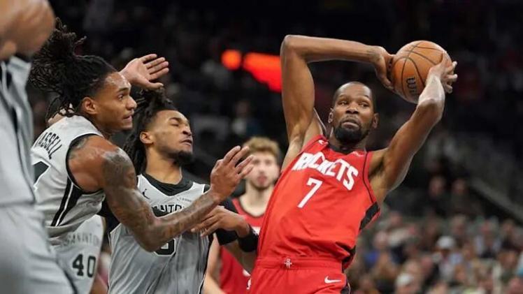 场均26分！杜兰特下赛季总得分或超科比？跻身NBA第四，但有一前提