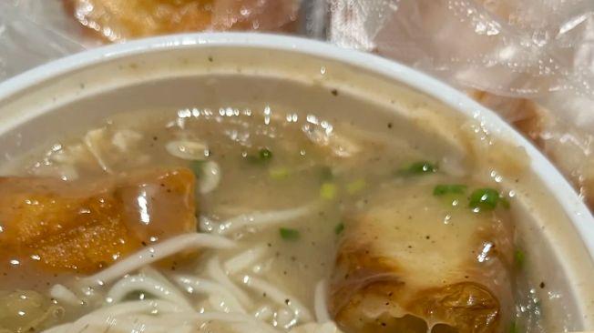 武汉鲜鱼糊汤粉配油条：江城早餐的鲜美融合之道