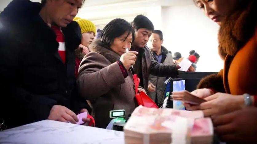 2026年基础养老金再次上涨，每年多领200多！农村人人受益