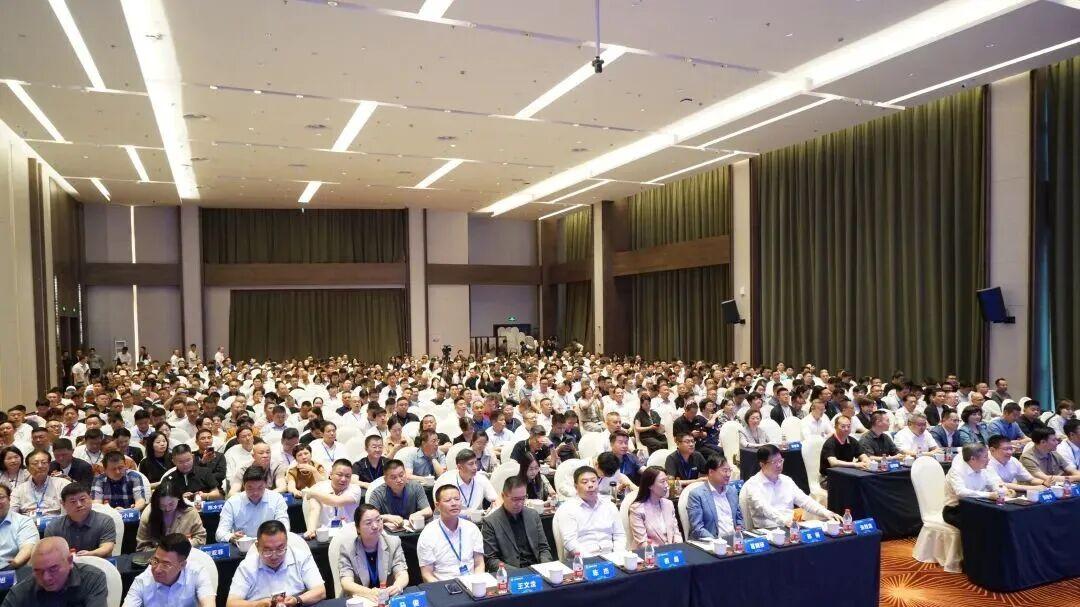 千商齐聚 签约如潮！上海国际汽配永久展馆再掀入驻狂潮 “汽配版义乌”加速成型