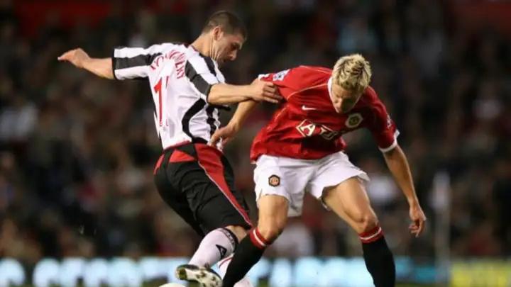 在曼联血染沙场的阿兰·史密斯，他是怎样水平的一名球员？