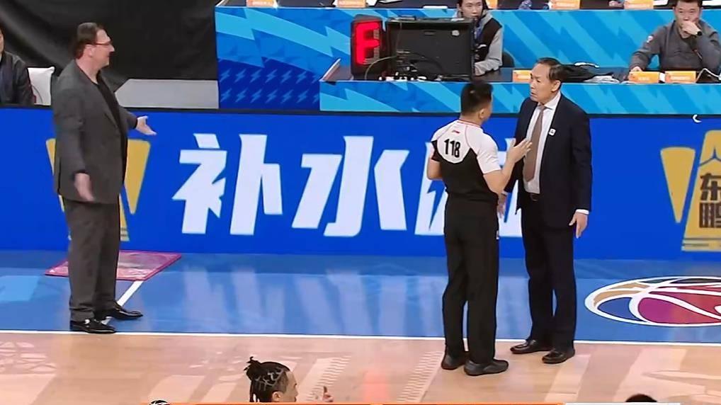 CBA第一阶段最终排名！2队争第1遥遥领先，青岛杀到第4，辽宁第12