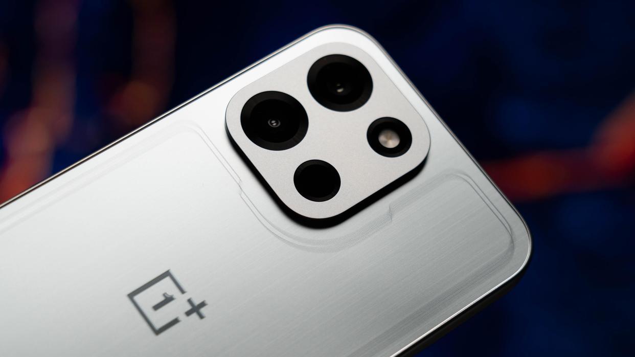 一加手机“续航王”，跑分260万+9000mAH大电池，国补后仅1784元