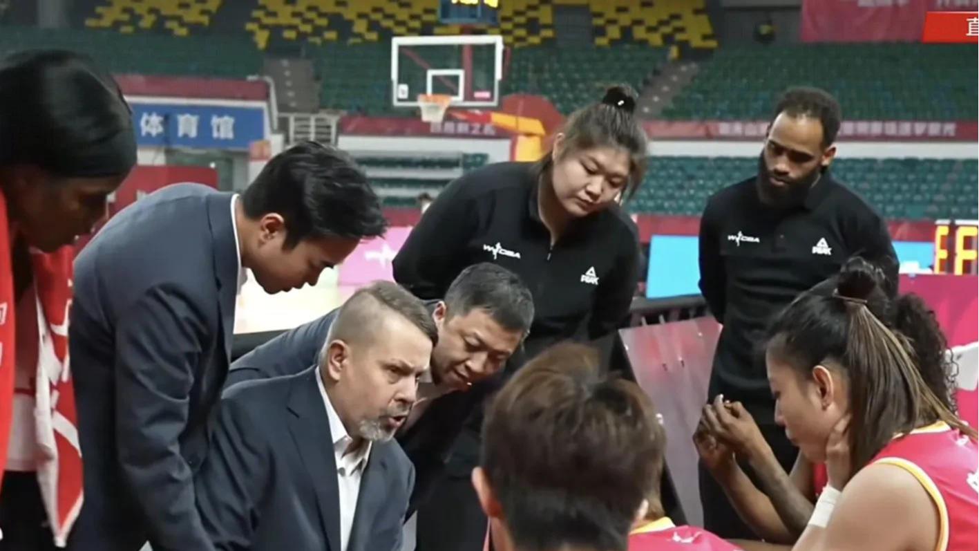 山西女篮86-56复仇武汉！埃博布朗惠特尔刘贝4人上双，班克斯16分