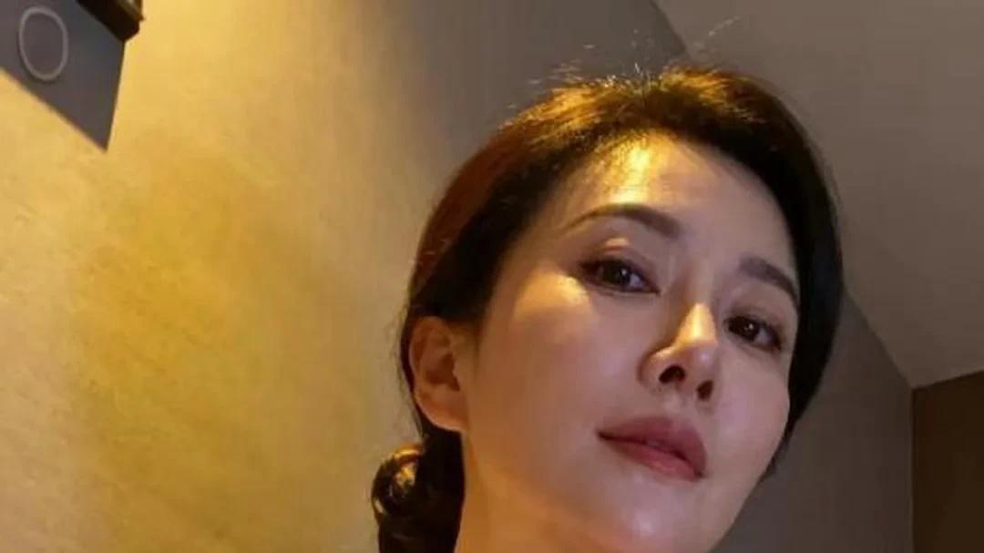 你穷时没人信你，你富了连呼吸都是道理。