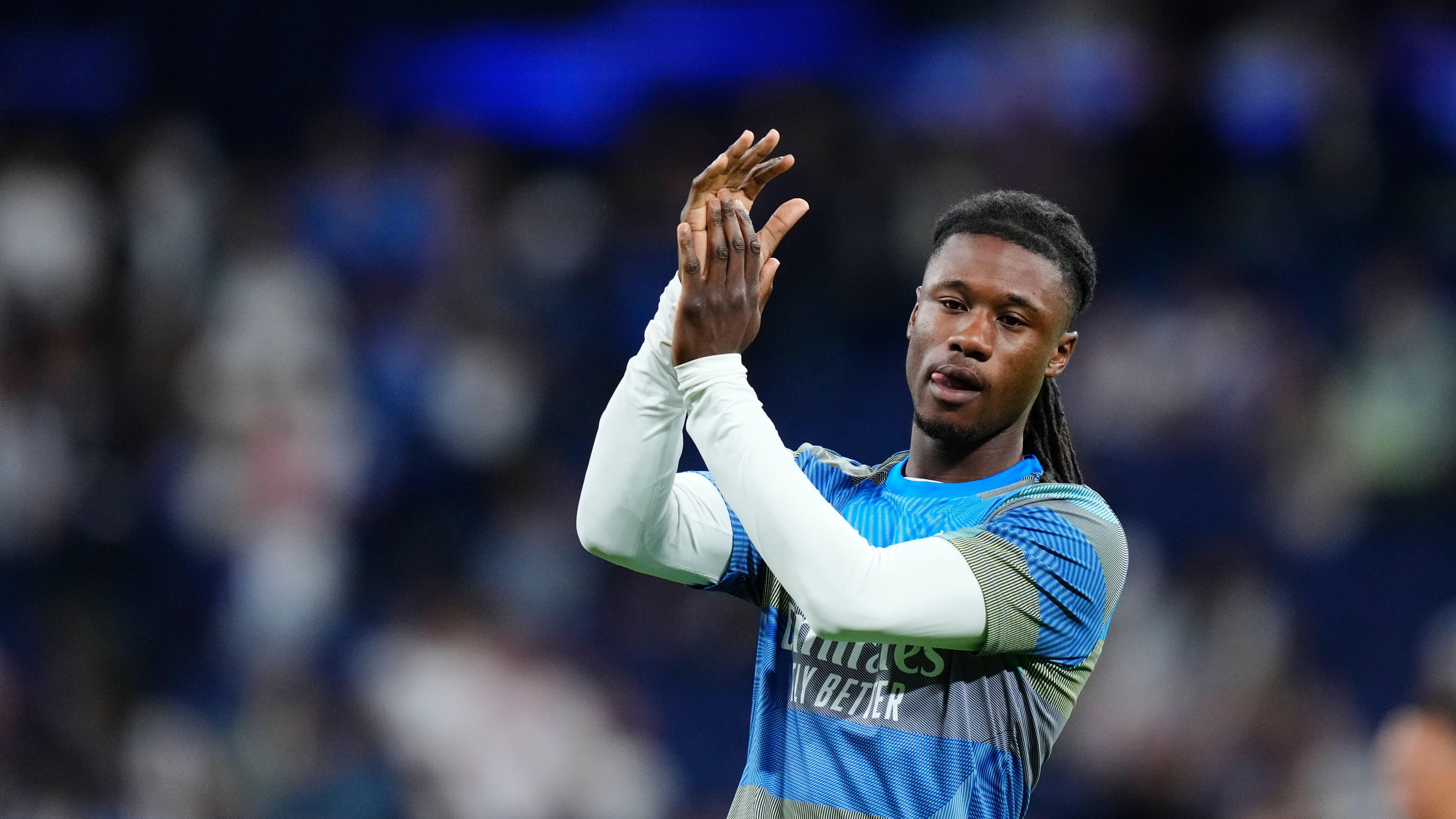 RMC：卡马文加与巴黎接触传闻纯属虚构，球员无意今夏离队