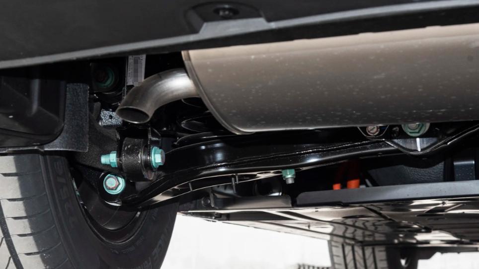 纯电续航直接翻倍，秦L DM新增两款配置，这让对手怎么玩