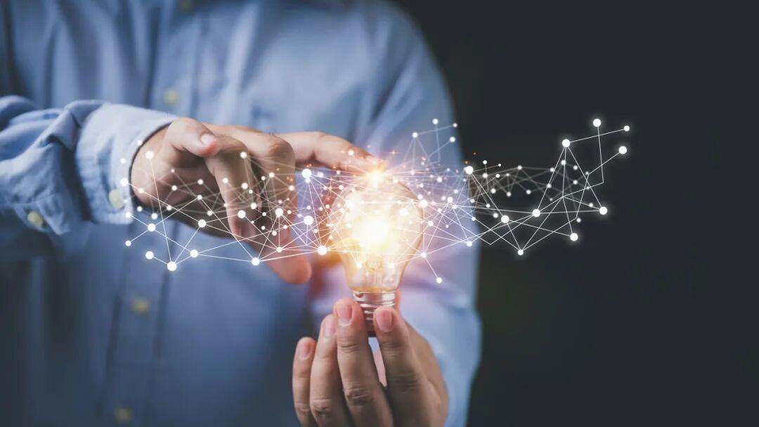 在不确定性中创造确定性：云和资本创始合伙人乔栋专访