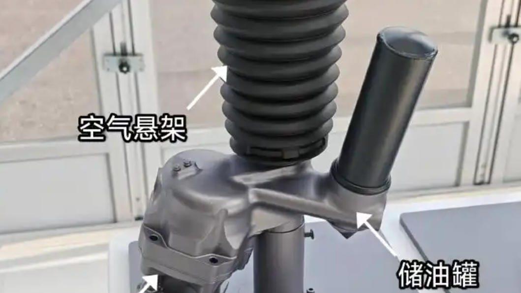 功率相差16倍，48V对比800V主动悬挂，减少侧倾和消灭侧倾