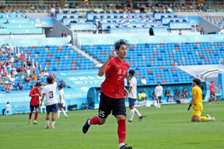 17岁恒大足校新星转会破局！玉昆的一笔付费，撕开了中国青训“免签白嫖”的最后一块遮羞布