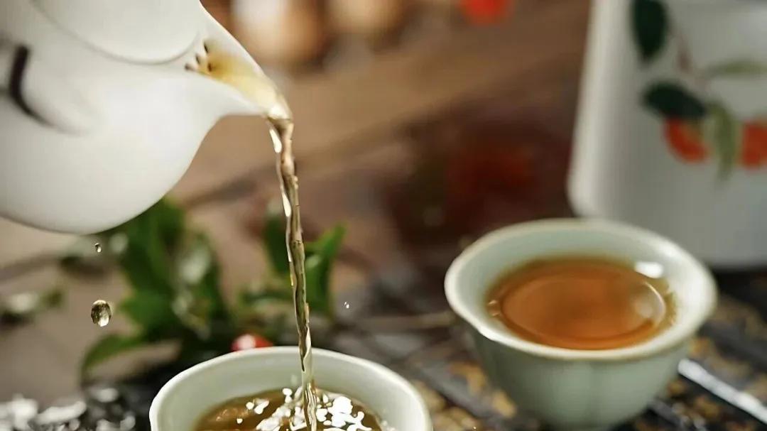 2026年2月10日（农历腊月二十三）老黄历解读及时辰宜忌