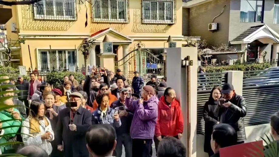 《书画南北方》中国女子书画会江苏分会无锡女艺术家庆“三八”作品展