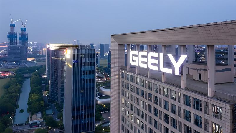 吉利汽车的2025年财报，藏着哪些被忽略的信号