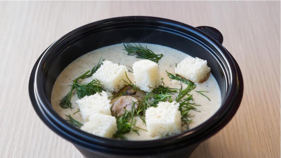 一碗紫菜豆腐砂锅暖透寒夜