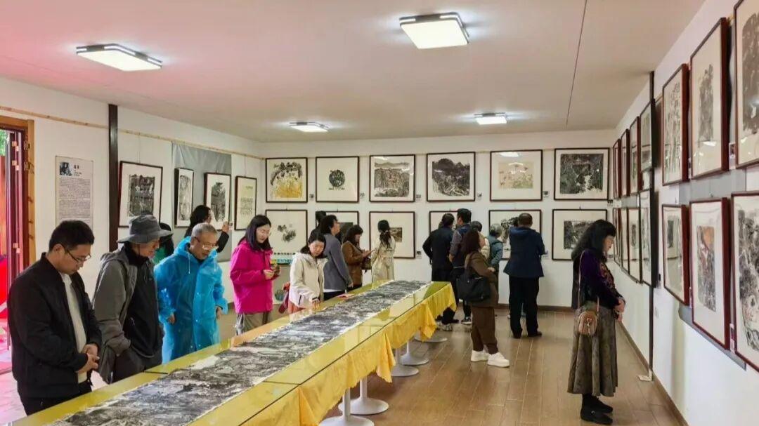 领异标新二月花——庐山第二届中国画名家邀请展暨葛涛导师四上庐山教学成果展开幕——UC头条