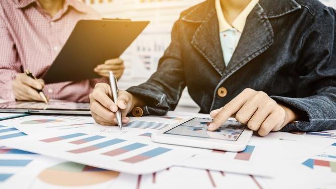 知了问账：金税四期下，中小企必看！税务风险比亏损更致命