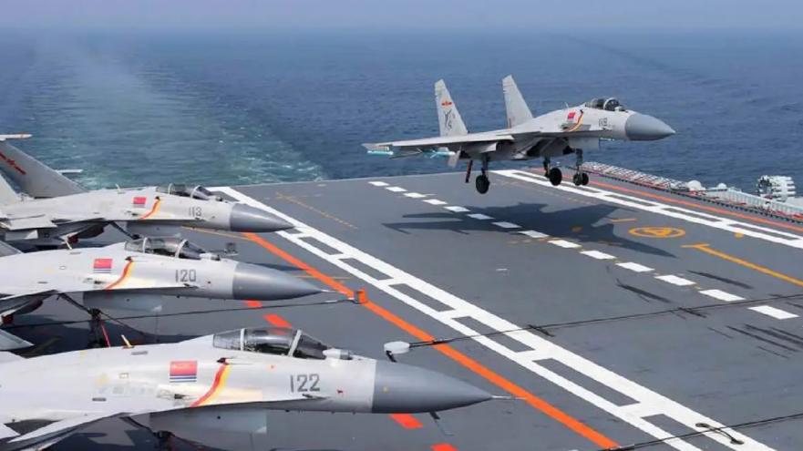 航母速度为何总卡在30节？换成汽车能跑多快？背后原因很实在