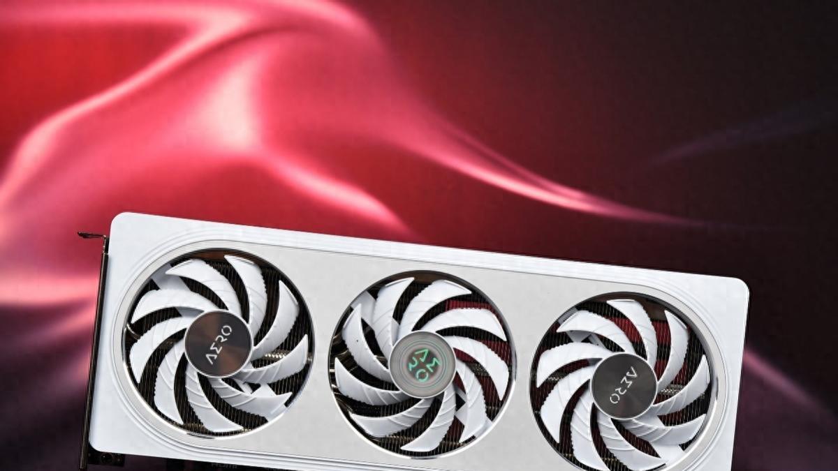 纯白装机新宠：技嘉RTX 5060 Ti AERO OC 8G显卡