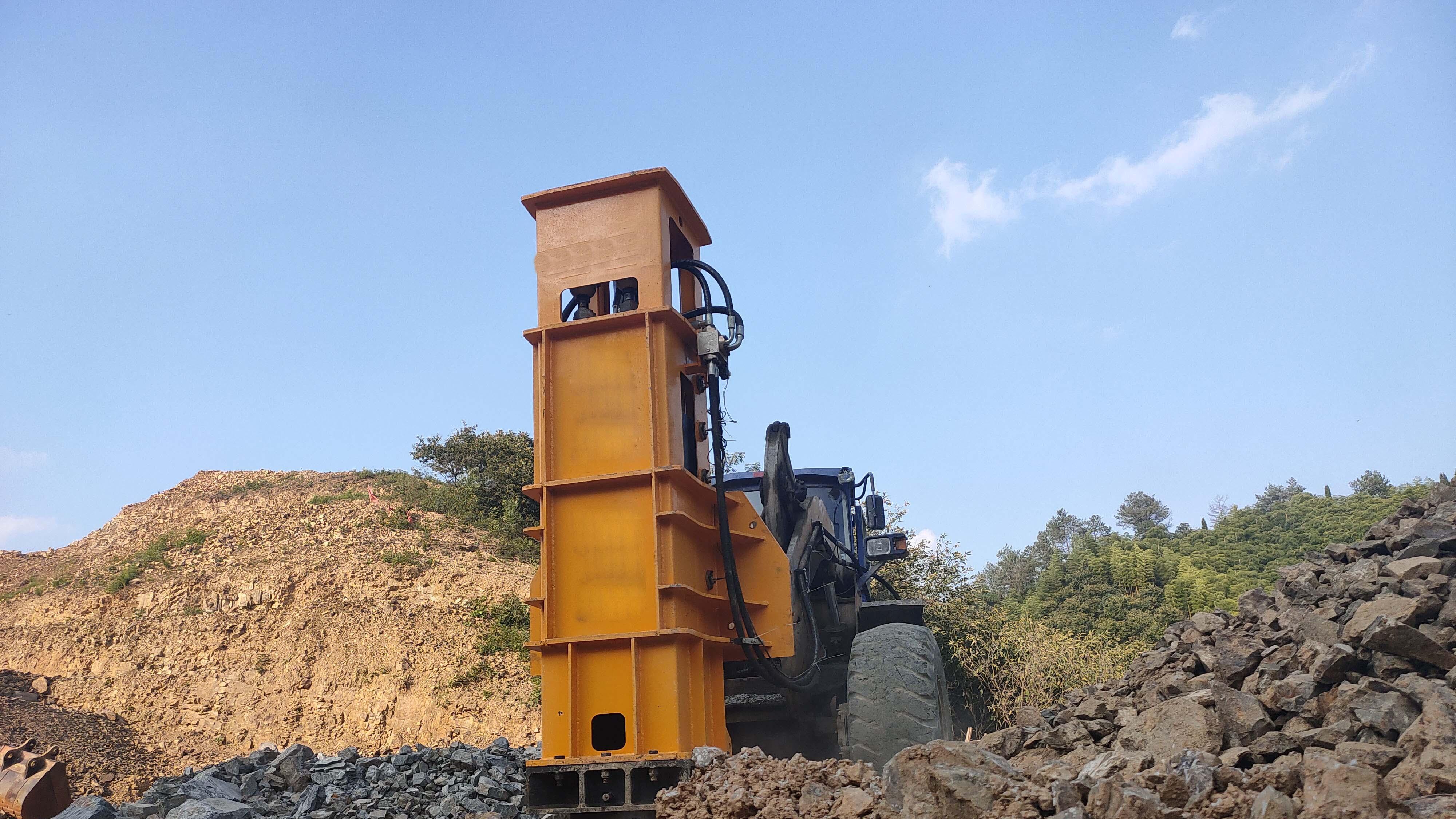 装载机改的打夯机施工工艺：特殊路基施工的秘密武器