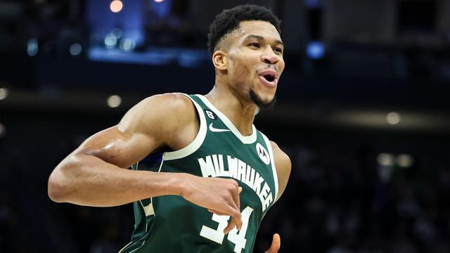 勇士将要倾其所有？为交易字母哥或送出4首轮 能否再次组成三巨头