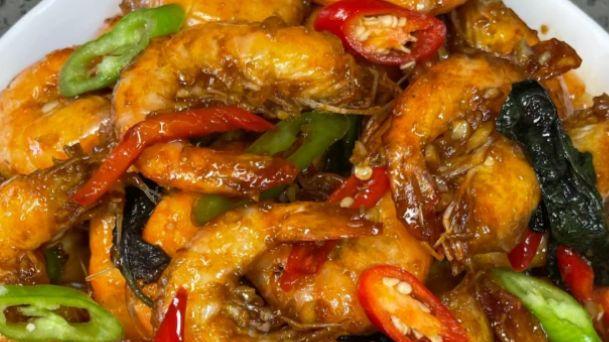 湘式紫苏焖虾，鲜辣相融的湖湘家常味